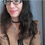 Linguista Laureata e Specializzata in Insegnamento del Greco come SL-LS offre lezioni di greco moderno e ripetizioni di greco antico